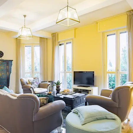 Appartement Residenza Al Vittoriale - By Host4u Gardone Riviera