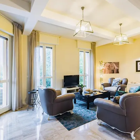 Residenza Al Vittoriale - By Host4u Appartement *