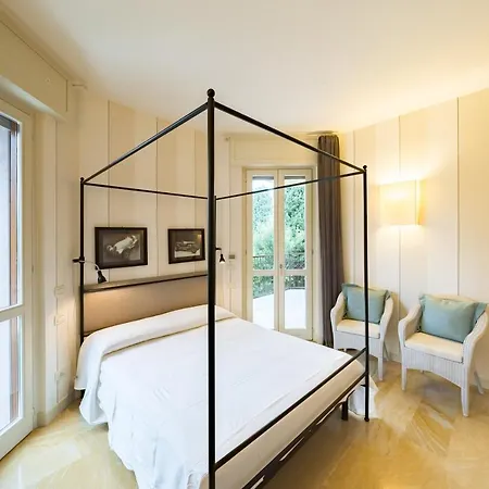 Residenza Al Vittoriale - By Host4u Appartement Gardone Riviera