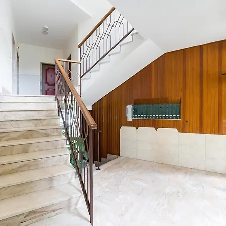 Residenza Al Vittoriale - By Host4u Apartament Gardone Riviera