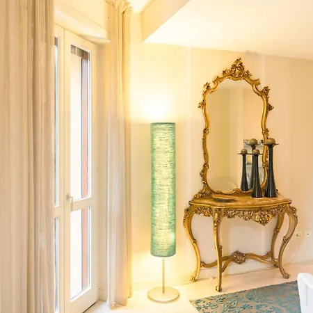 Residenza Al Vittoriale - By Host4u Apartment Gardone Riviera